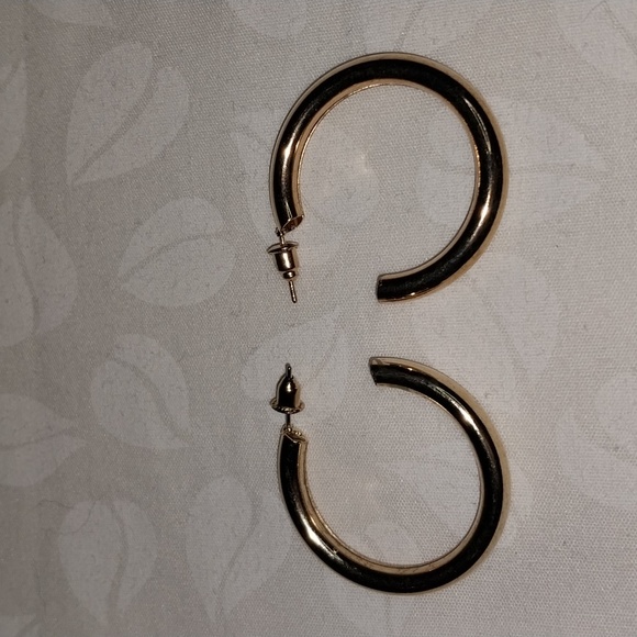 Pierced gold tone hollow hoop earrings - Picture 6 of 10